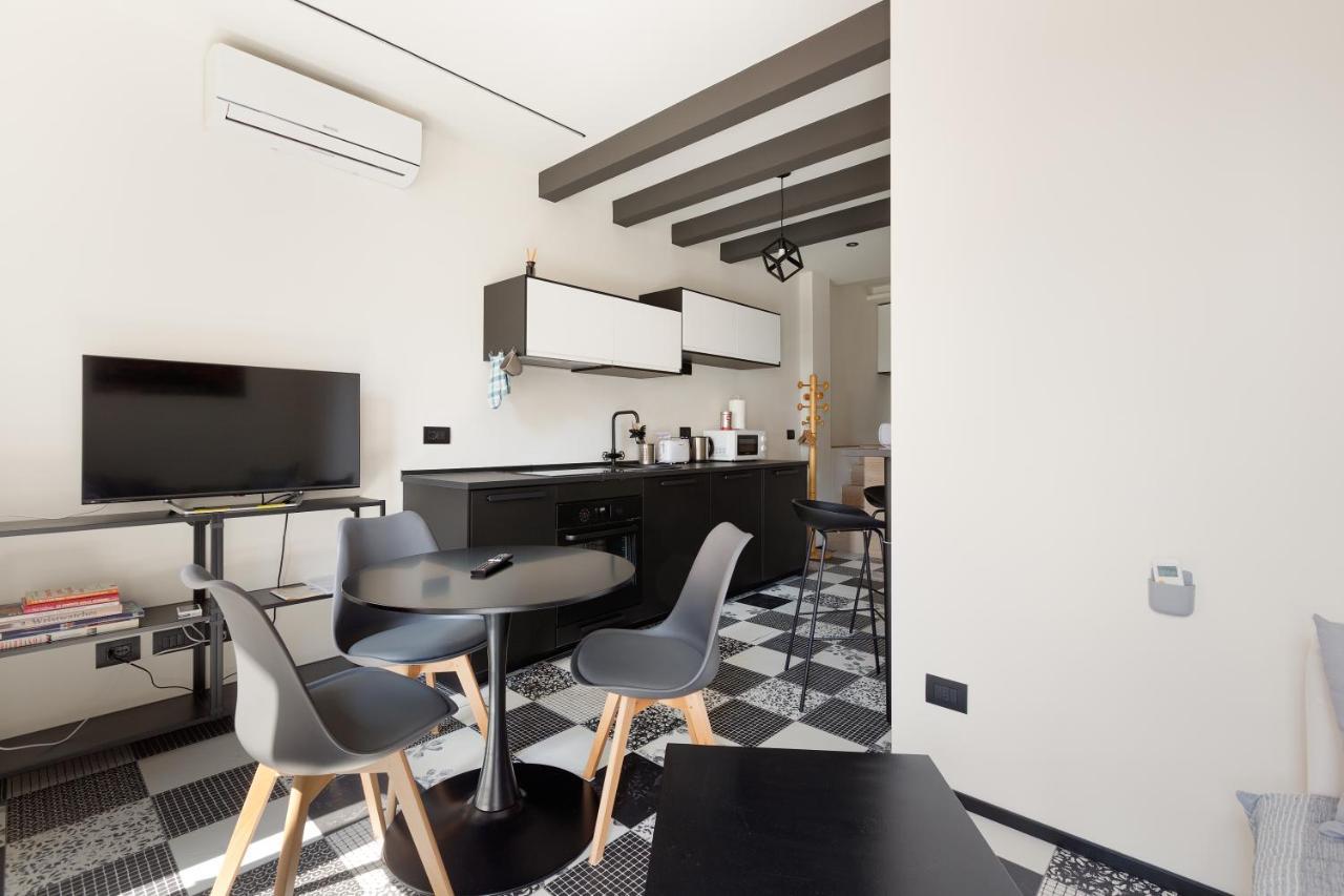 Milano Renovated Studio Apts Eksteriør bilde