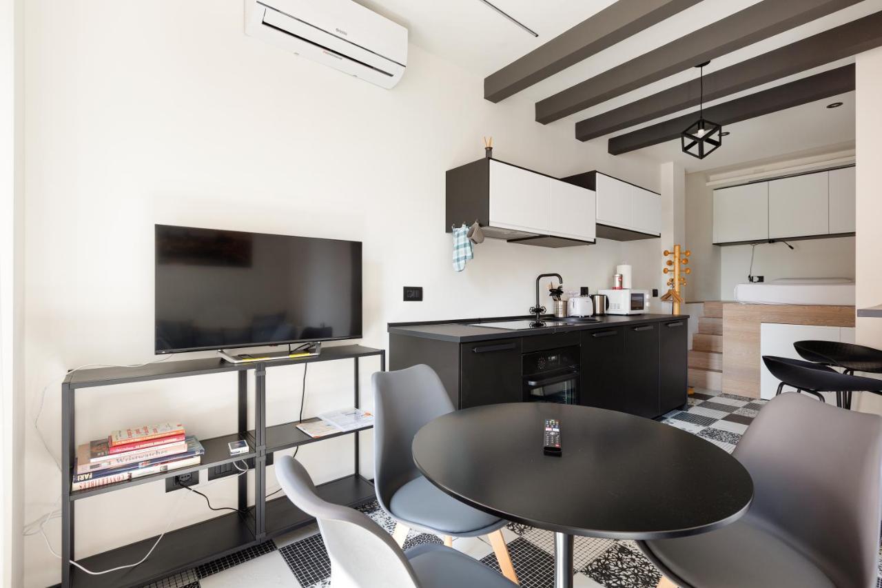 Milano Renovated Studio Apts Eksteriør bilde