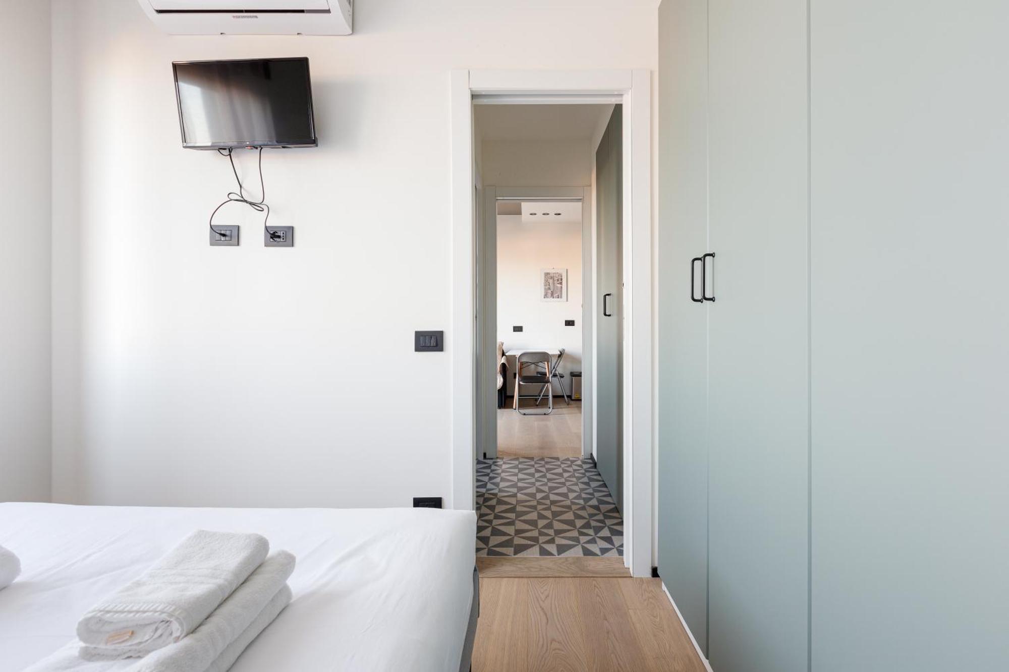 Milano Renovated Studio Apts Eksteriør bilde